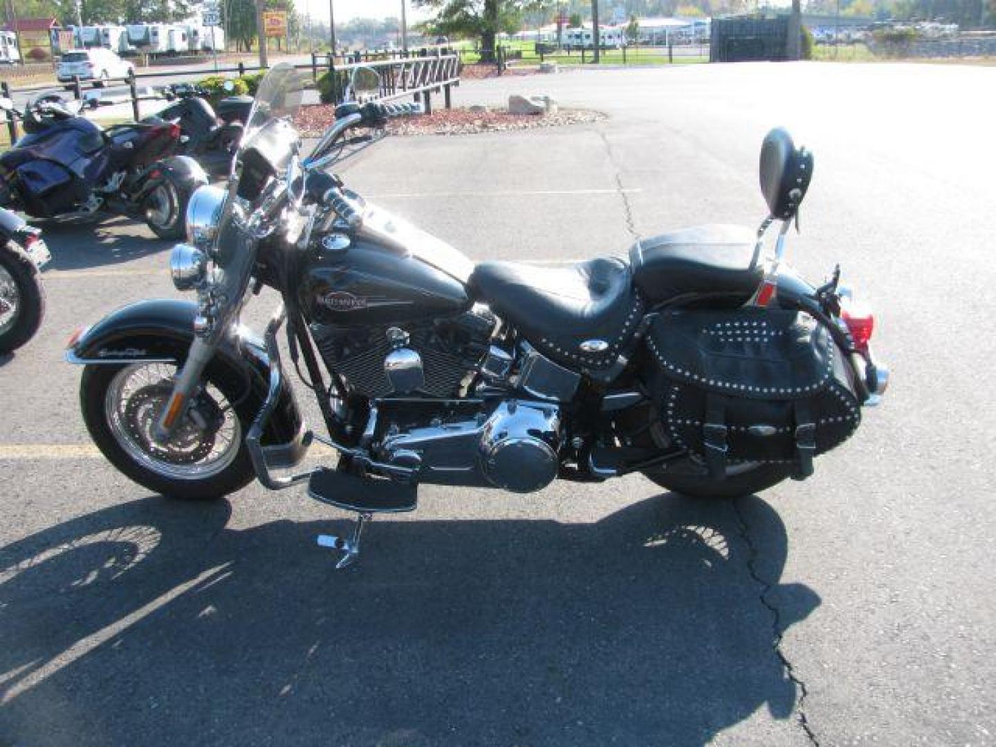 2007 Black Harley-Davidson FLSTC Heritage (1HD1BW5107Y) with an 1584CC engine, located at 2443 Albert Pike, Hot Springs, AR, 71913, (501) 623-6255, 34.492222, -93.109993 - Photo#4