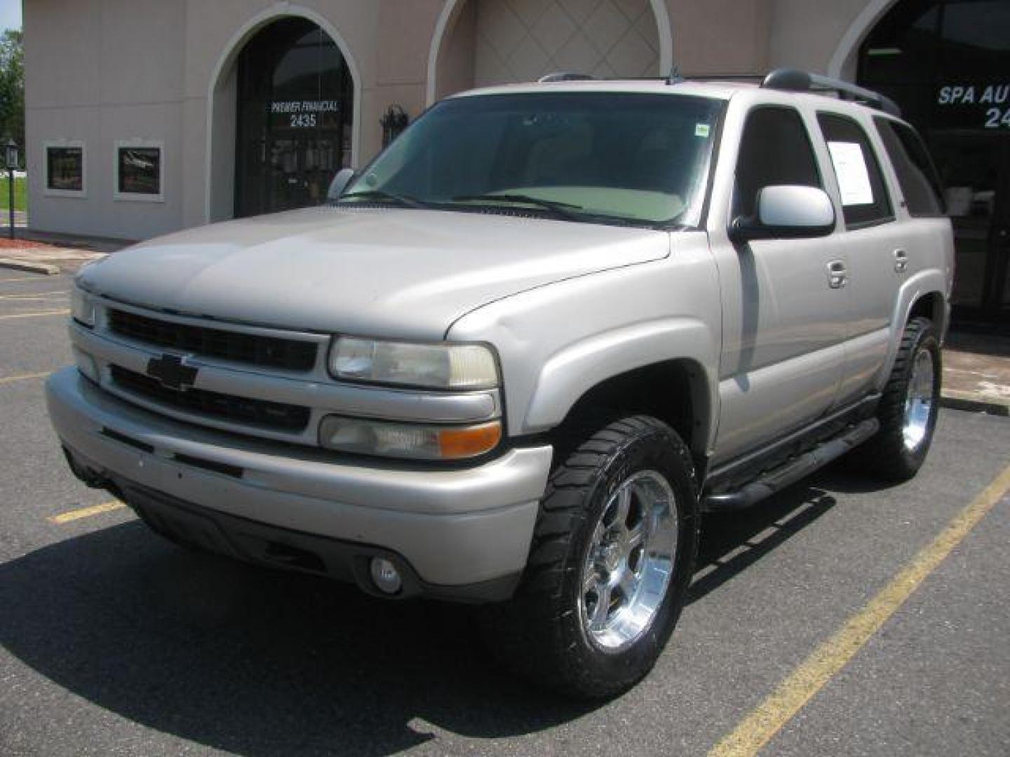 2006 Silver Chevrolet Tahoe 4WD (1GNEK13Z76R) with an 5.3L V8 OHV 16V FFV engine, 4-Speed Automatic transmission, located at 2443 Albert Pike, Hot Springs, AR, 71913, (501) 623-6255, 34.492222, -93.109993 - LISTED FEATURES MAY BE OPTIONAL AND NOT INCLUDED ON THIS VEHICLE!!! - Photo#0