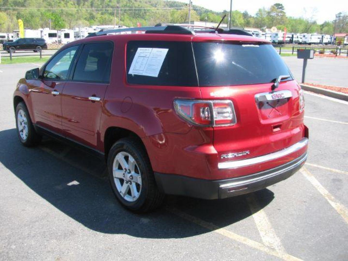 2013 Maroon GMC Acadia SLE-1 FWD (1GKKRNED1DJ) with an 3.6L V6 DOHC 24V engine, 6-Speed Automatic transmission, located at 2443 Albert Pike, Hot Springs, AR, 71913, (501) 623-6255, 34.492222, -93.109993 - Photo#3