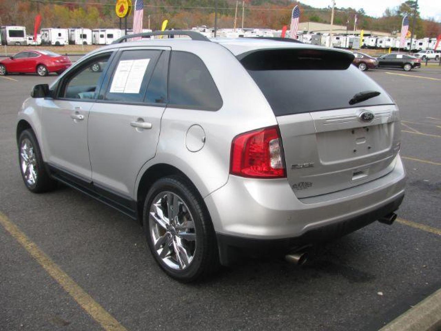 2013 Silver Ford Edge SEL FWD (2FMDK3J98DB) with an 2.0L L4 DOHC 16V engine, 6-Speed Automatic transmission, located at 2443 Albert Pike, Hot Springs, AR, 71913, (501) 623-6255, 34.492222, -93.109993 - Photo#2