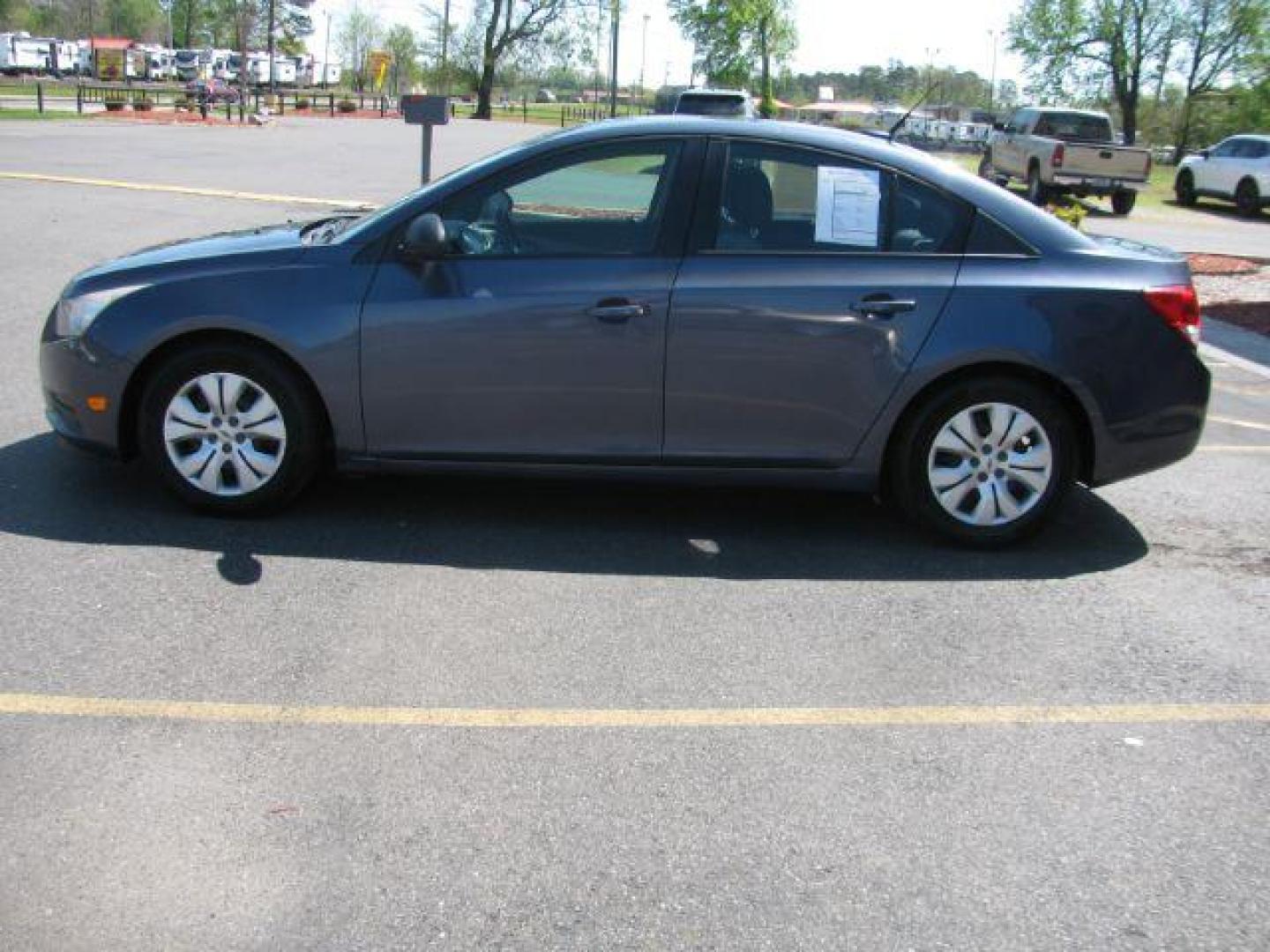 2014 Gray Chevrolet Cruze LS Auto (1G1PA5SH3E7) with an 1.8L L4 DOHC 16V FFV engine, 6-Speed Automatic transmission, located at 2443 Albert Pike, Hot Springs, AR, 71913, (501) 623-6255, 34.492222, -93.109993 - Photo#4