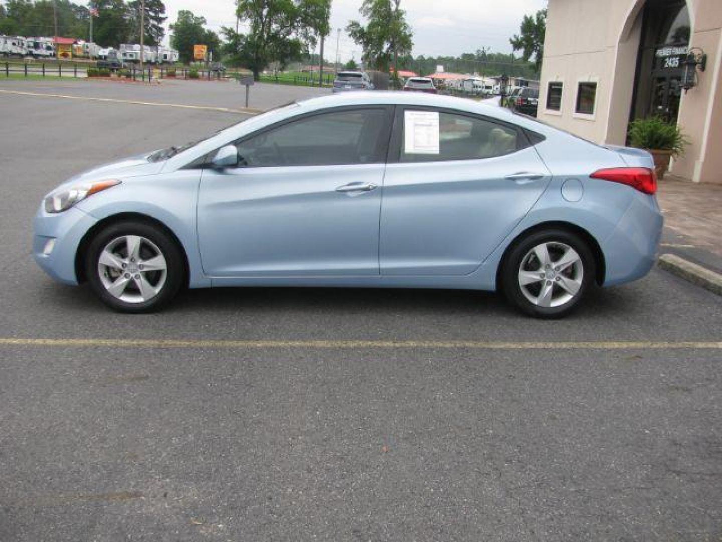 2013 Blue Hyundai Elantra GLS A/T (KMHDH4AE1DU) with an 1.8L L4 DOHC 16V engine, 6-Speed Automatic transmission, located at 2443 Albert Pike, Hot Springs, AR, 71913, (501) 623-6255, 34.492222, -93.109993 - Photo#1