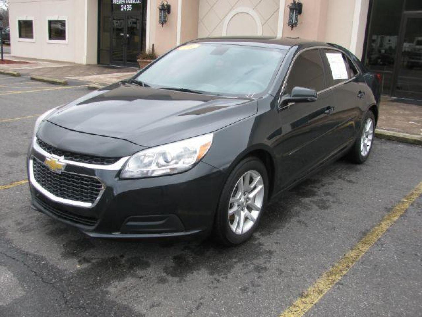 2014 Gray Chevrolet Malibu 1LT (1G11C5SL6EF) with an 2.5L L4 DOHC 16V engine, 6-Speed Automatic transmission, located at 2443 Albert Pike, Hot Springs, AR, 71913, (501) 623-6255, 34.492222, -93.109993 - Photo#0