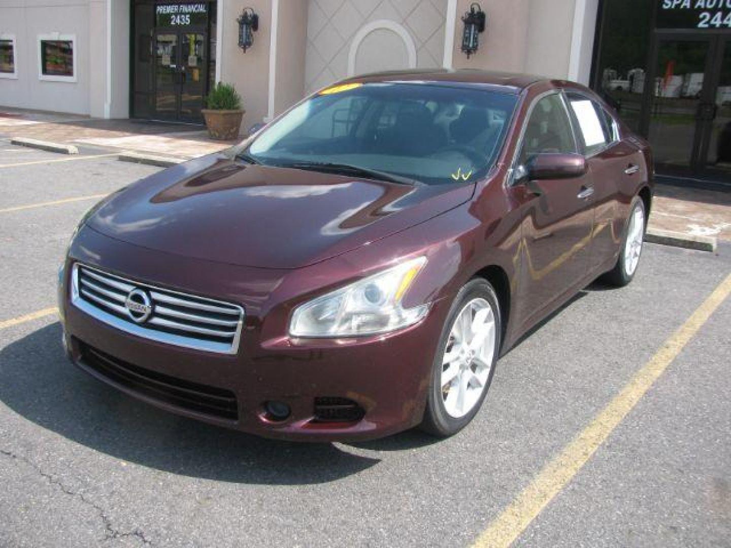 2014 Maroon Nissan Maxima SV (1N4AA5AP0EC) with an 3.5L V6 DOHC 24V engine, Continuously Variable Transmission transmission, located at 2443 Albert Pike, Hot Springs, AR, 71913, (501) 623-6255, 34.492222, -93.109993 - Photo#0