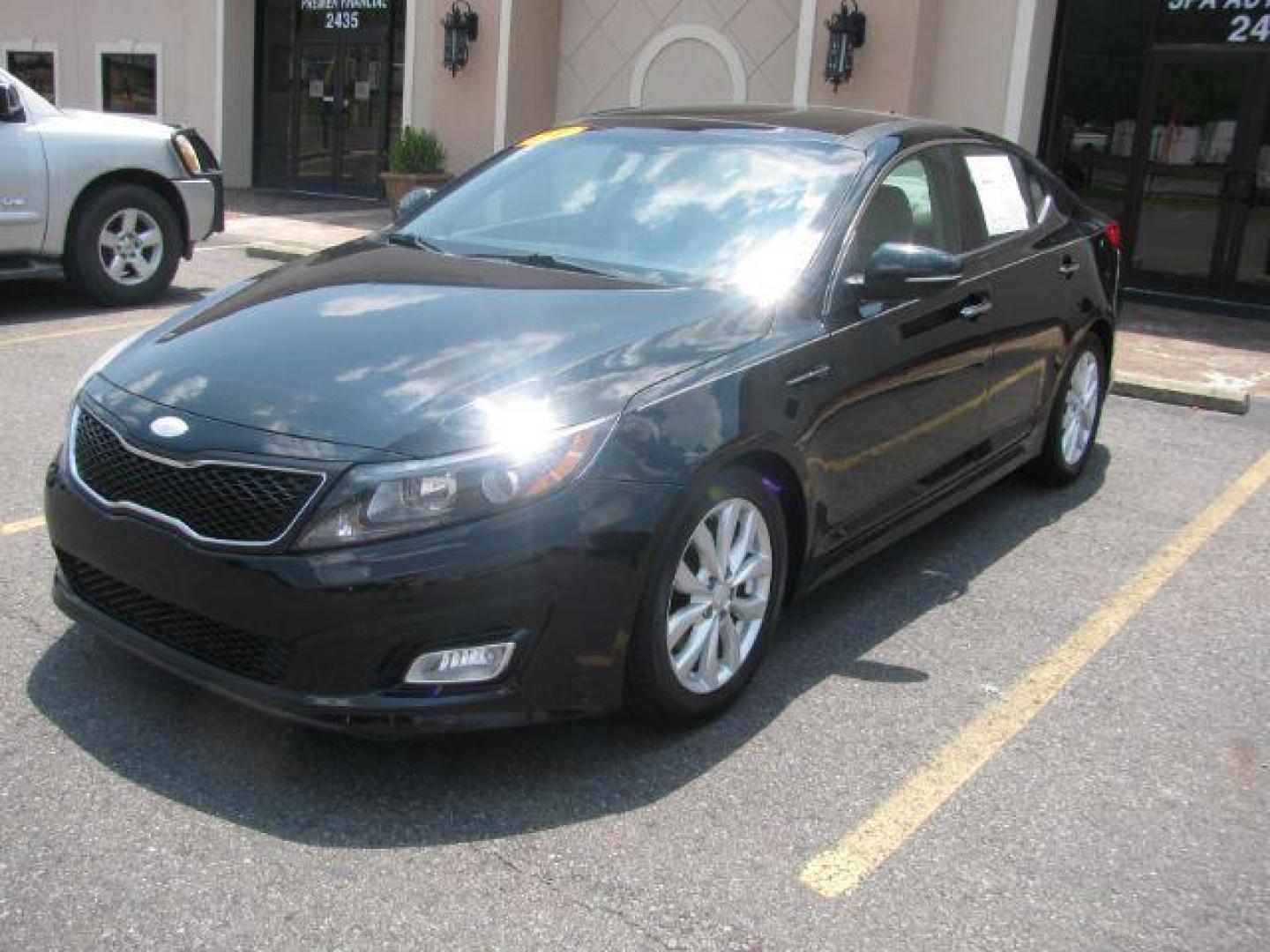 2014 Black Kia Optima EX (5XXGN4A73EG) with an 2.4L L4 DOHC 16V engine, 6-Speed Automatic transmission, located at 2443 Albert Pike, Hot Springs, AR, 71913, (501) 623-6255, 34.492222, -93.109993 - Photo#5