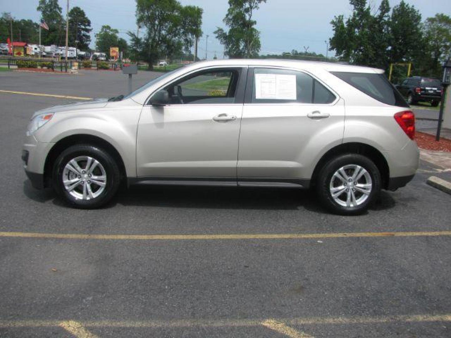 2015 Tan Chevrolet Equinox LS 2WD (2GNALAEK6F6) with an 2.4L L4 DOHC 16V FFV engine, 6-Speed Automatic transmission, located at 2443 Albert Pike, Hot Springs, AR, 71913, (501) 623-6255, 34.492222, -93.109993 - Photo#1