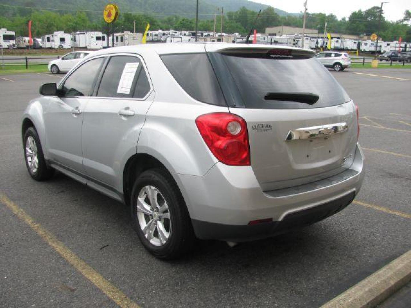 2011 Silver Chevrolet Equinox LS 2WD (2GNALBEC3B1) with an 2.4L L4 DOHC 16V engine, 6-Speed Automatic transmission, located at 2443 Albert Pike, Hot Springs, AR, 71913, (501) 623-6255, 34.492222, -93.109993 - Photo#2