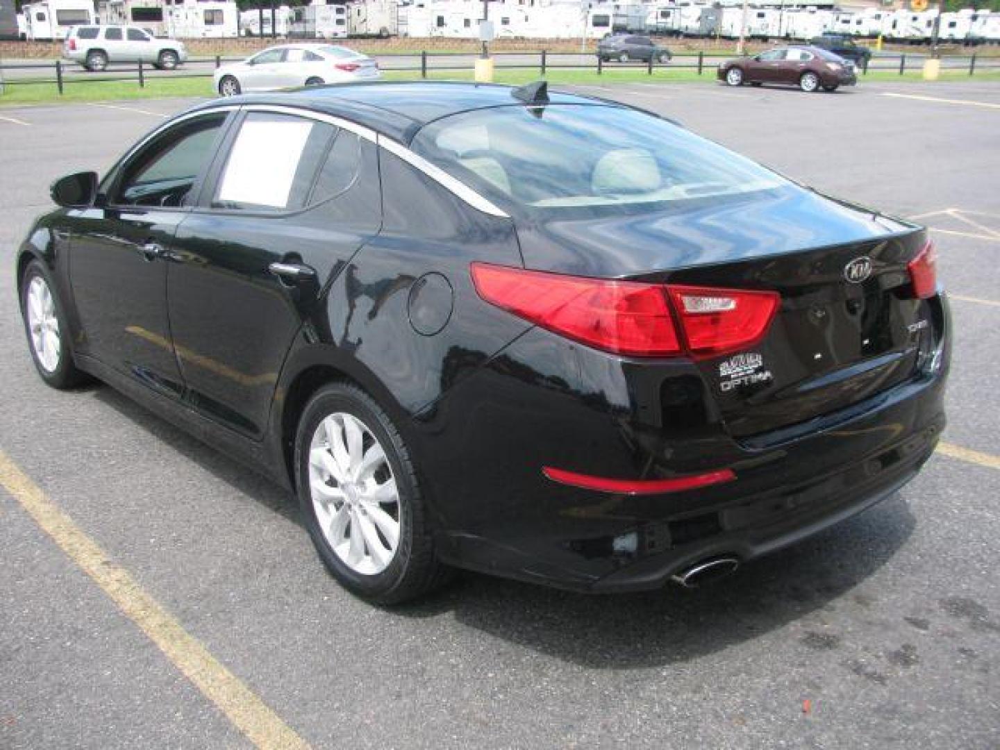 2015 Black Kia Optima EX (5XXGN4A74FG) with an 2.4L L4 DOHC 16V engine, 6-Speed Automatic transmission, located at 2443 Albert Pike, Hot Springs, AR, 71913, (501) 623-6255, 34.492222, -93.109993 - LISTED FEATURES MAY BE OPTIONAL AND NOT INCLUDED ON THIS VEHICLE!!! - Photo#2