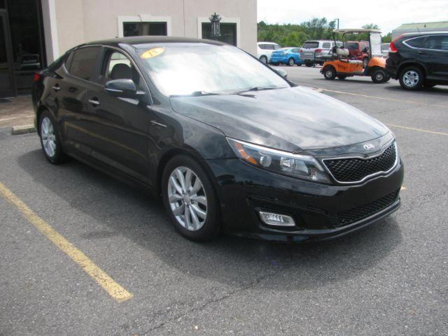 2015 Black Kia Optima EX (5XXGN4A74FG) with an 2.4L L4 DOHC 16V engine, 6-Speed Automatic transmission, located at 2443 Albert Pike, Hot Springs, AR, 71913, (501) 623-6255, 34.492222, -93.109993 - LISTED FEATURES MAY BE OPTIONAL AND NOT INCLUDED ON THIS VEHICLE!!! - Photo#5