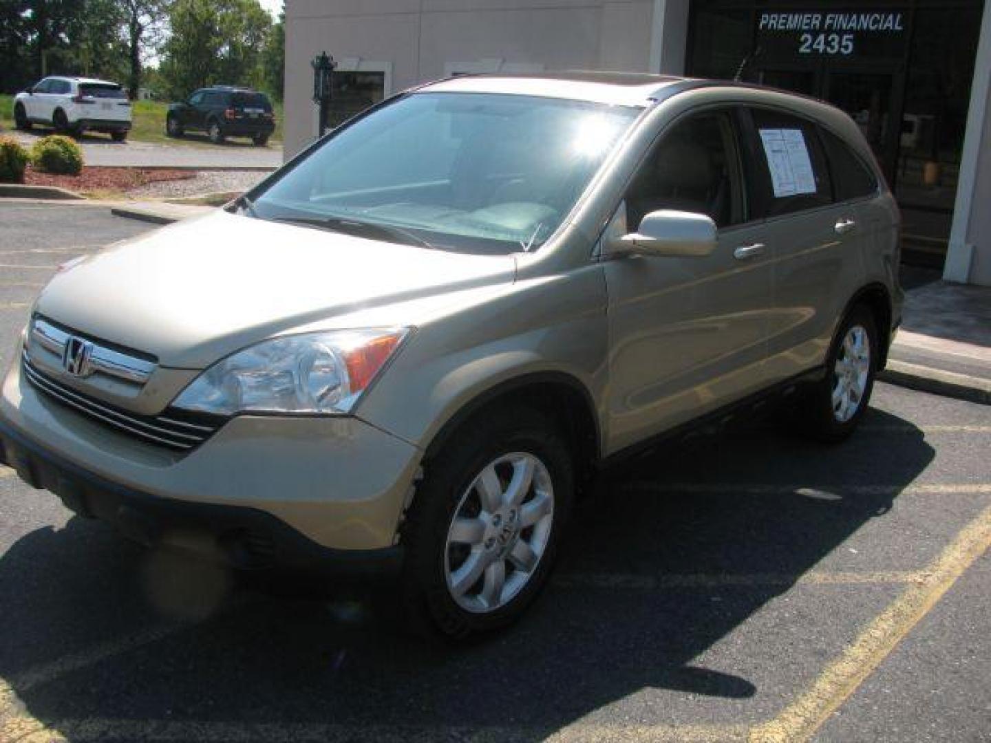 2009 Gold Honda CR-V EX-L 4WD 5-Speed AT (5J6RE48729L) with an 2.4L L4 DOHC 16V engine, 5-Speed Automatic transmission, located at 2443 Albert Pike, Hot Springs, AR, 71913, (501) 623-6255, 34.492222, -93.109993 - LISTED FEATURES MAY BE OPTIONAL AND NOT INCLUDED ON THIS VEHICLE!!! - Photo#5