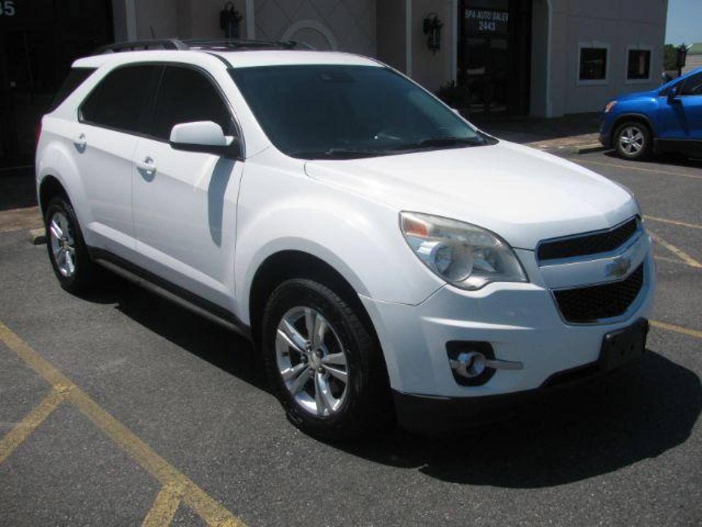 2013 White Chevrolet Equinox 2LT 2WD (2GNALPEK6D6) with an 2.4L L4 DOHC 16V engine, 6-Speed Automatic transmission, located at 2443 Albert Pike, Hot Springs, AR, 71913, (501) 623-6255, 34.492222, -93.109993 - LISTED FEATURES MAY BE OPTIONAL AND NOT INCLUDED ON THIS VEHICLE!!! - Photo#0