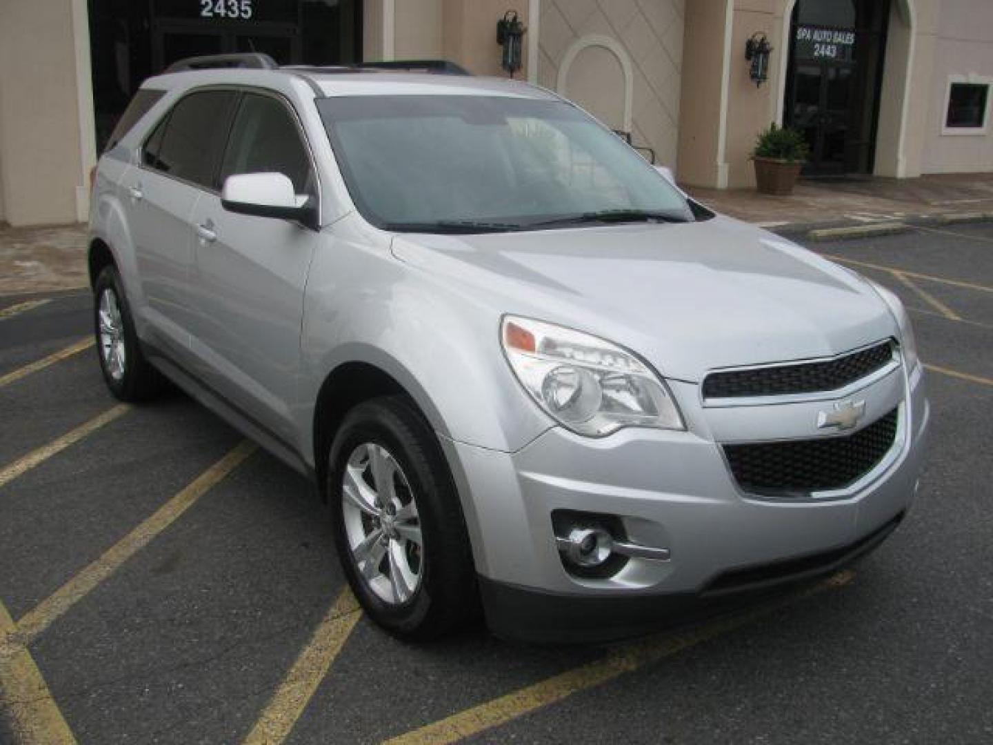 2013 Silver Chevrolet Equinox 2LT 2WD (2GNALPEK8D6) with an 2.4L L4 DOHC 16V engine, 6-Speed Automatic transmission, located at 2443 Albert Pike, Hot Springs, AR, 71913, (501) 623-6255, 34.492222, -93.109993 - Photo#5