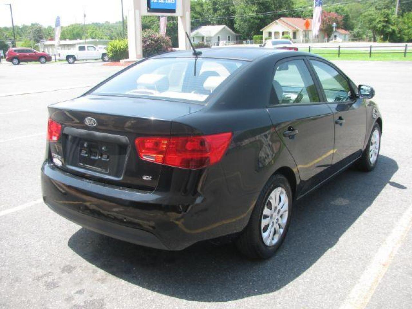 2012 Black Kia Forte EX (KNAFU4A28C5) with an 2.0L L4 DOHC 16V engine, located at 2443 Albert Pike, Hot Springs, AR, 71913, (501) 623-6255, 34.492222, -93.109993 - Photo#3