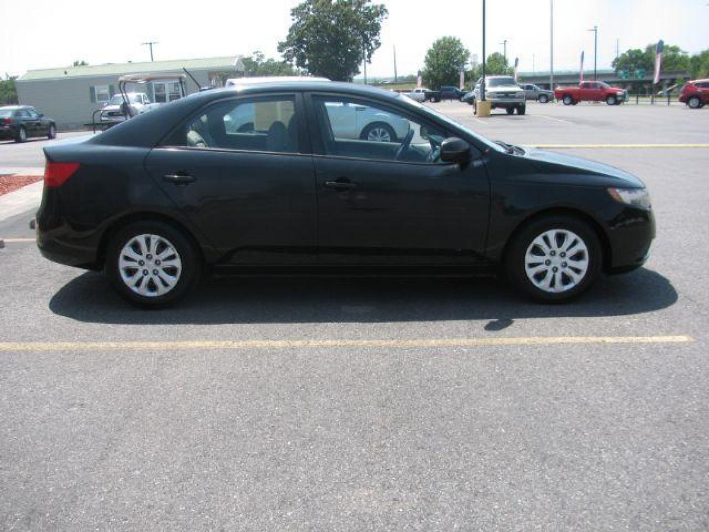 2012 Black Kia Forte EX (KNAFU4A28C5) with an 2.0L L4 DOHC 16V engine, located at 2443 Albert Pike, Hot Springs, AR, 71913, (501) 623-6255, 34.492222, -93.109993 - Photo#4