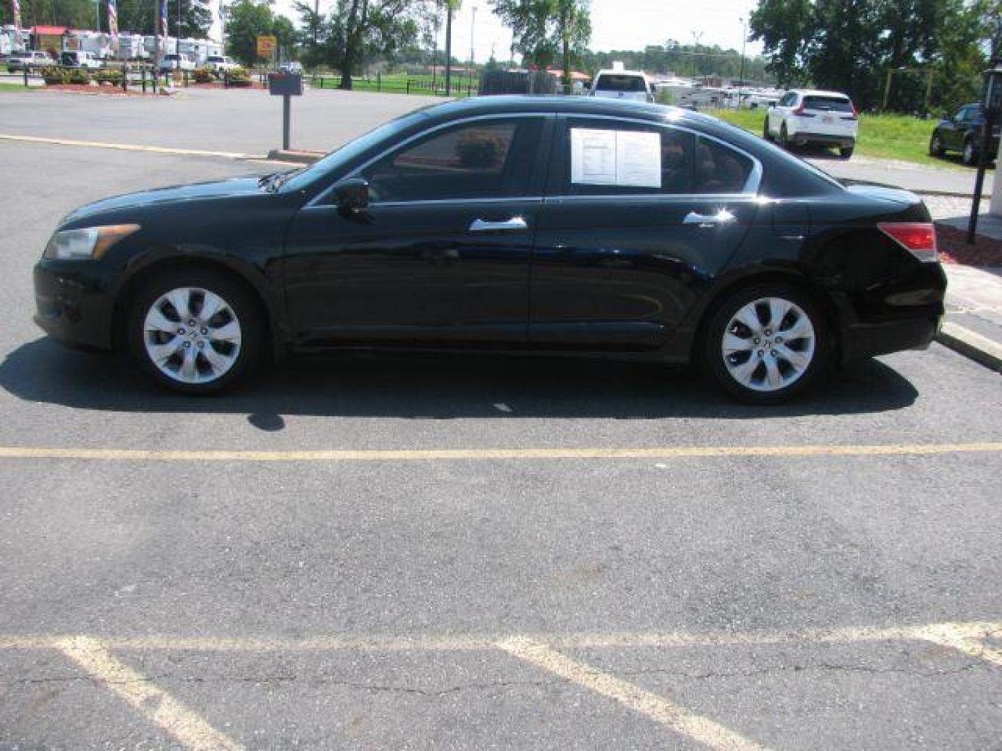 2010 Black Honda Accord EX-L V-6 Sedan AT (5KBCP3F81AB) with an 3.5L V6 SOHC 24V engine, 5-Speed Automatic transmission, located at 2443 Albert Pike, Hot Springs, AR, 71913, (501) 623-6255, 34.492222, -93.109993 - Photo#1