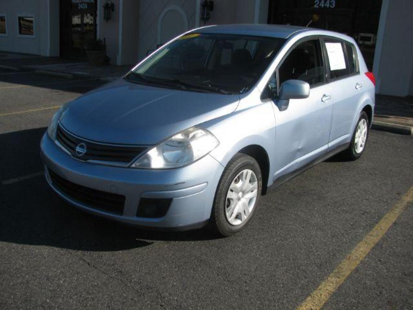 2011 Blue Nissan Versa 1.8 S Hatchback (3N1BC1CP8BL) with an 1.8L L4 DOHC 16V engine, located at 2443 Albert Pike, Hot Springs, AR, 71913, (501) 623-6255, 34.492222, -93.109993 - Photo#0