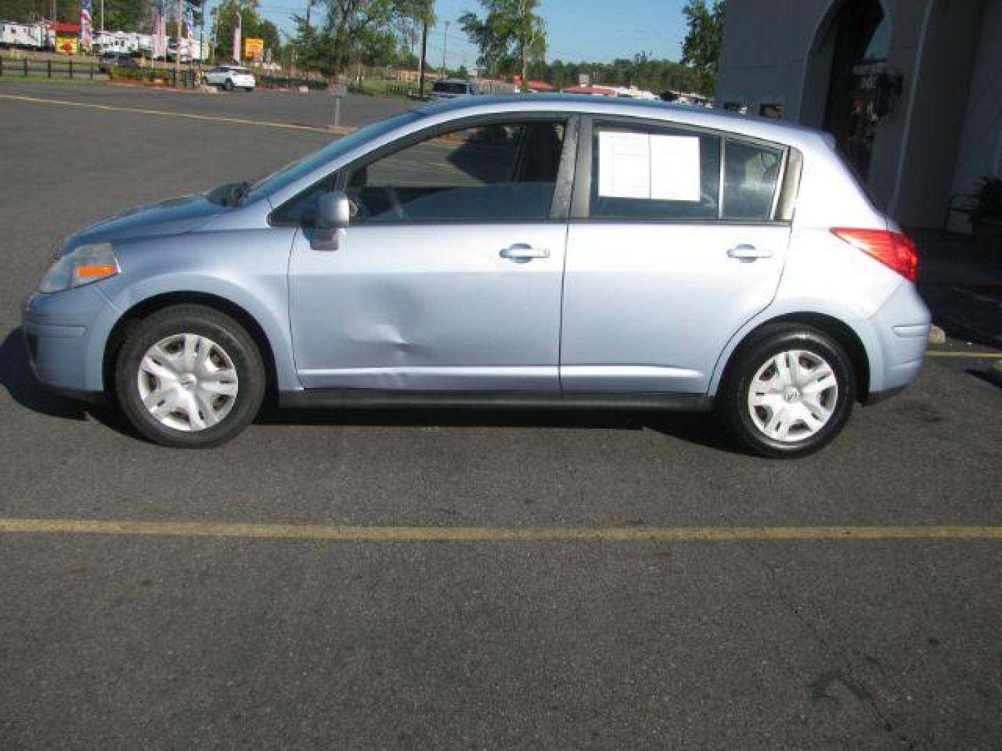 2011 Blue Nissan Versa 1.8 S Hatchback (3N1BC1CP8BL) with an 1.8L L4 DOHC 16V engine, located at 2443 Albert Pike, Hot Springs, AR, 71913, (501) 623-6255, 34.492222, -93.109993 - Photo#1