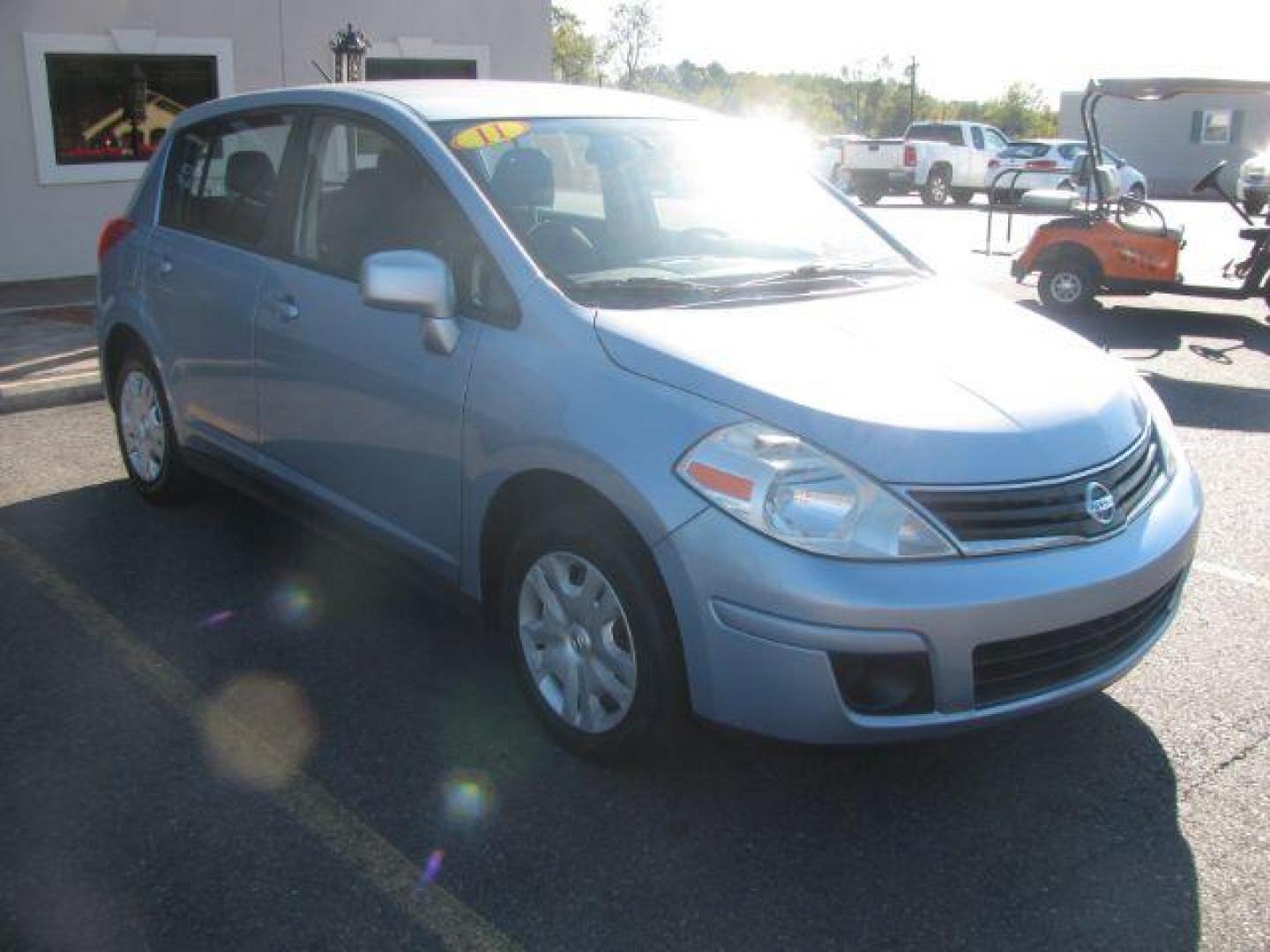 2011 Blue Nissan Versa 1.8 S Hatchback (3N1BC1CP8BL) with an 1.8L L4 DOHC 16V engine, located at 2443 Albert Pike, Hot Springs, AR, 71913, (501) 623-6255, 34.492222, -93.109993 - Photo#5