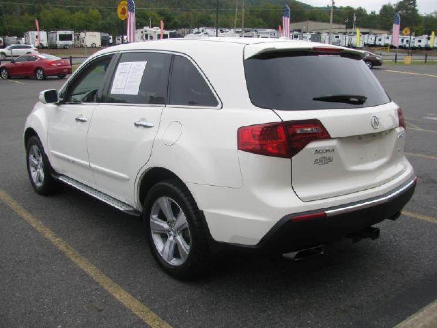 2011 White Acura MDX 6-Spd AT w/Tech and Entertainment Package (2HNYD2H42BH) with an 3.7L V6 SOHC 24V engine, 6-Speed Automatic transmission, located at 2443 Albert Pike, Hot Springs, AR, 71913, (501) 623-6255, 34.492222, -93.109993 - Photo#2