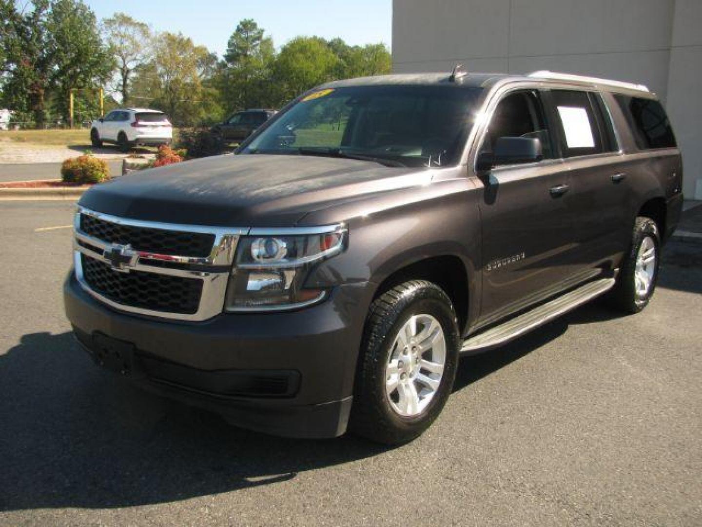 2015 Black Chevrolet Suburban LT 1500 2WD (1GNSCJKC1FR) with an 5.3L V8 OHV 16V engine, 6-Speed Automatic transmission, located at 2443 Albert Pike, Hot Springs, AR, 71913, (501) 623-6255, 34.492222, -93.109993 - Photo#0