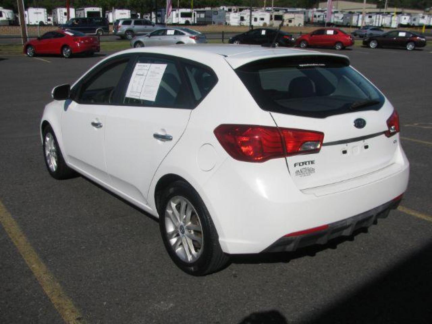 2012 White Kia Forte 5-Door EX (KNAFU5A26C5) with an 2.0L L4 DOHC 16V engine, located at 2443 Albert Pike, Hot Springs, AR, 71913, (501) 623-6255, 34.492222, -93.109993 - Photo#2