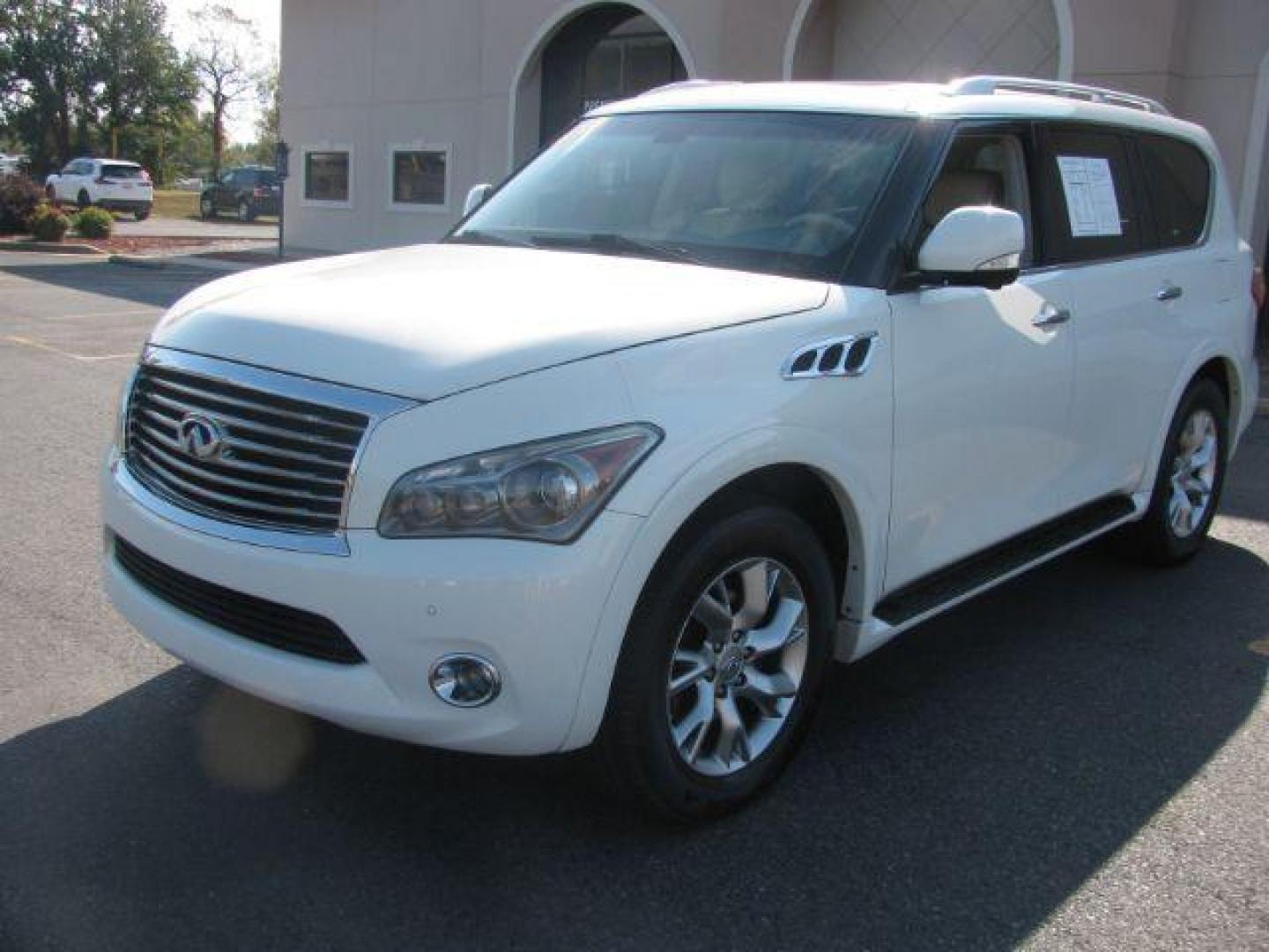 2013 White Infiniti QX56 4WD (JN8AZ2NE5D9) with an 5.6L V8 DOHC 32V engine, 5-Speed Automatic transmission, located at 2443 Albert Pike, Hot Springs, AR, 71913, (501) 623-6255, 34.492222, -93.109993 - Photo#0