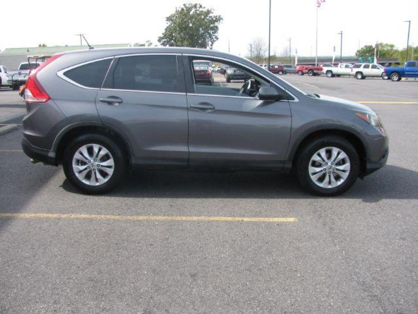 2013 Gray Honda CR-V EX 2WD 5-Speed AT (3CZRM3H51DG) with an 2.4L L4 DOHC 16V engine, 5-Speed Automatic transmission, located at 2443 Albert Pike, Hot Springs, AR, 71913, (501) 623-6255, 34.492222, -93.109993 - LISTED FEATURES MAY BE OPTIONAL AND NOT INCLUDED ON THIS VEHICLE!!! - Photo#4