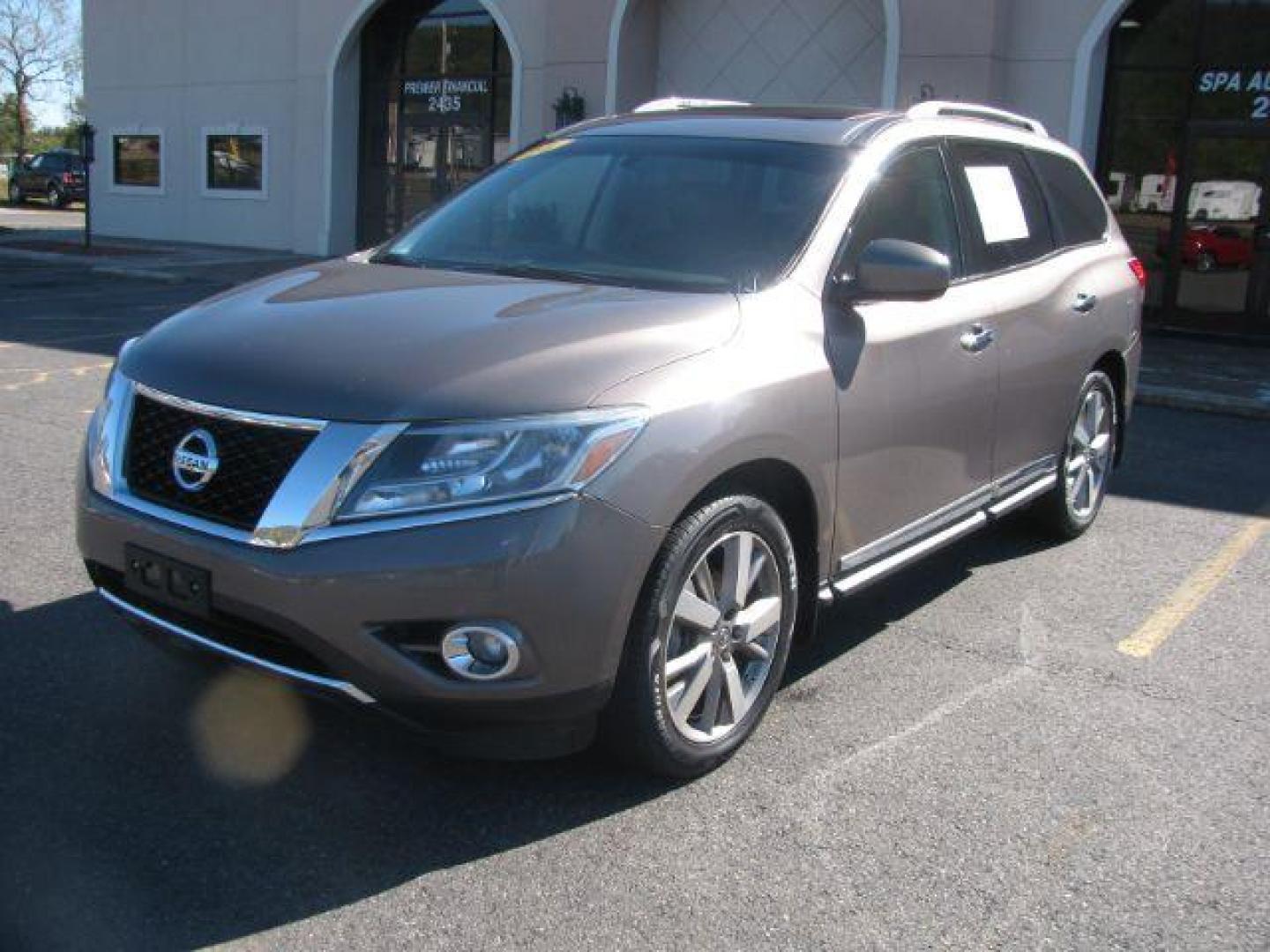 2014 Brown Nissan Pathfinder Platinum 4WD (5N1AR2MM7EC) with an 3.5L V6 DOHC 24V engine, Continuously Variable Transmission transmission, located at 2443 Albert Pike, Hot Springs, AR, 71913, (501) 623-6255, 34.492222, -93.109993 - Photo#0