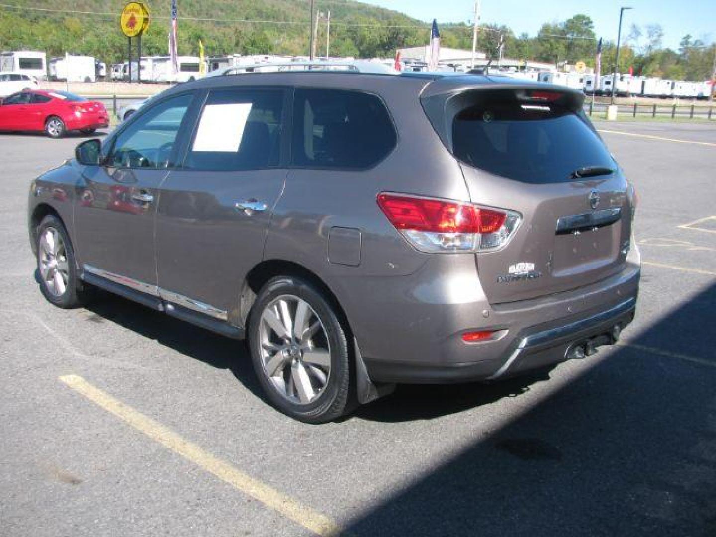 2014 Brown Nissan Pathfinder Platinum 4WD (5N1AR2MM7EC) with an 3.5L V6 DOHC 24V engine, Continuously Variable Transmission transmission, located at 2443 Albert Pike, Hot Springs, AR, 71913, (501) 623-6255, 34.492222, -93.109993 - Photo#2