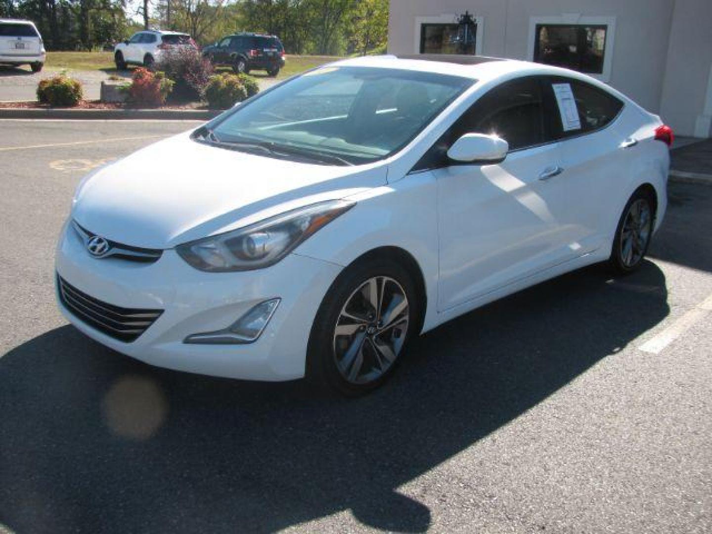 2014 White Hyundai Elantra Limited (5NPDH4AE2EH) with an 1.8L L4 DOHC 16V engine, 6-Speed Automatic transmission, located at 2443 Albert Pike, Hot Springs, AR, 71913, (501) 623-6255, 34.492222, -93.109993 - Photo#5