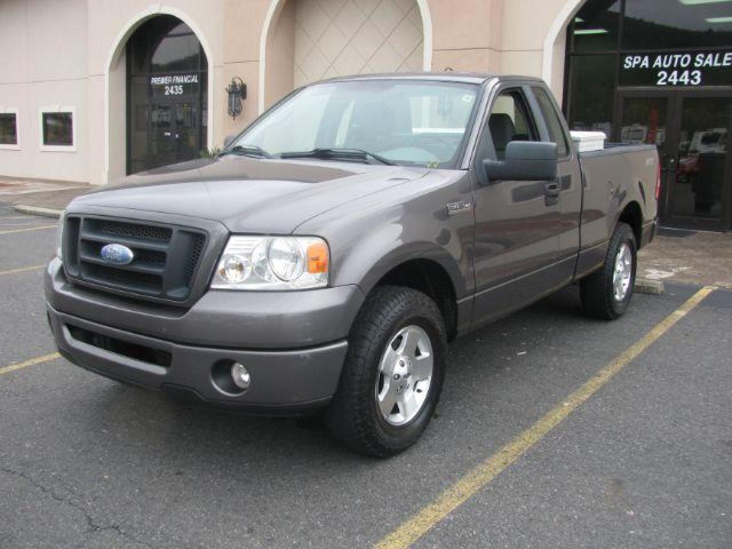 2007 Gray Ford F-150 STX 2WD (1FTRF12267K) with an 4.2L V6 OHV 12V engine, located at 2443 Albert Pike, Hot Springs, AR, 71913, (501) 623-6255, 34.492222, -93.109993 - Photo#0