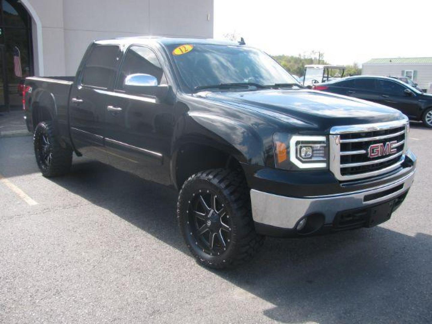 2012 Black GMC Sierra 1500 SLE Crew Cab 4WD (3GTP2VE78CG) with an 5.3L V8 OHV 16V FFV engine, 6-Speed Automatic transmission, located at 2443 Albert Pike, Hot Springs, AR, 71913, (501) 623-6255, 34.492222, -93.109993 - Photo#6