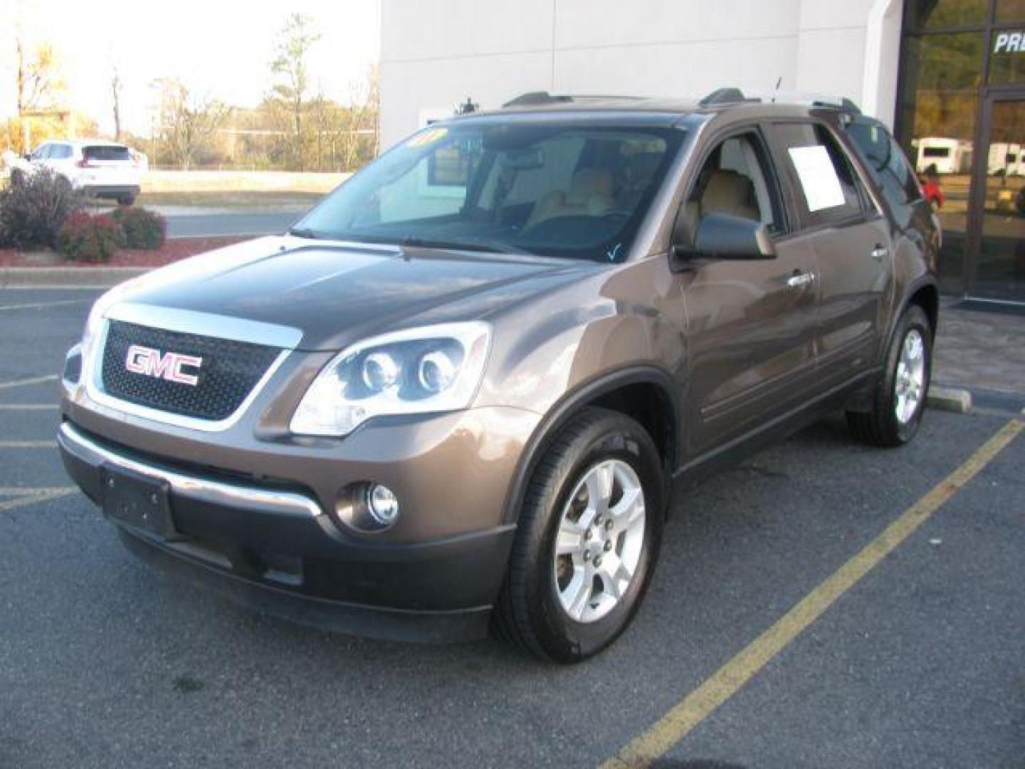 2011 Brown GMC Acadia SLE-2 FWD (1GKKRPED3BJ) with an 3.6L V6 DOHC 24V engine, 6-Speed Automatic transmission, located at 2443 Albert Pike, Hot Springs, AR, 71913, (501) 623-6255, 34.492222, -93.109993 - Photo#0