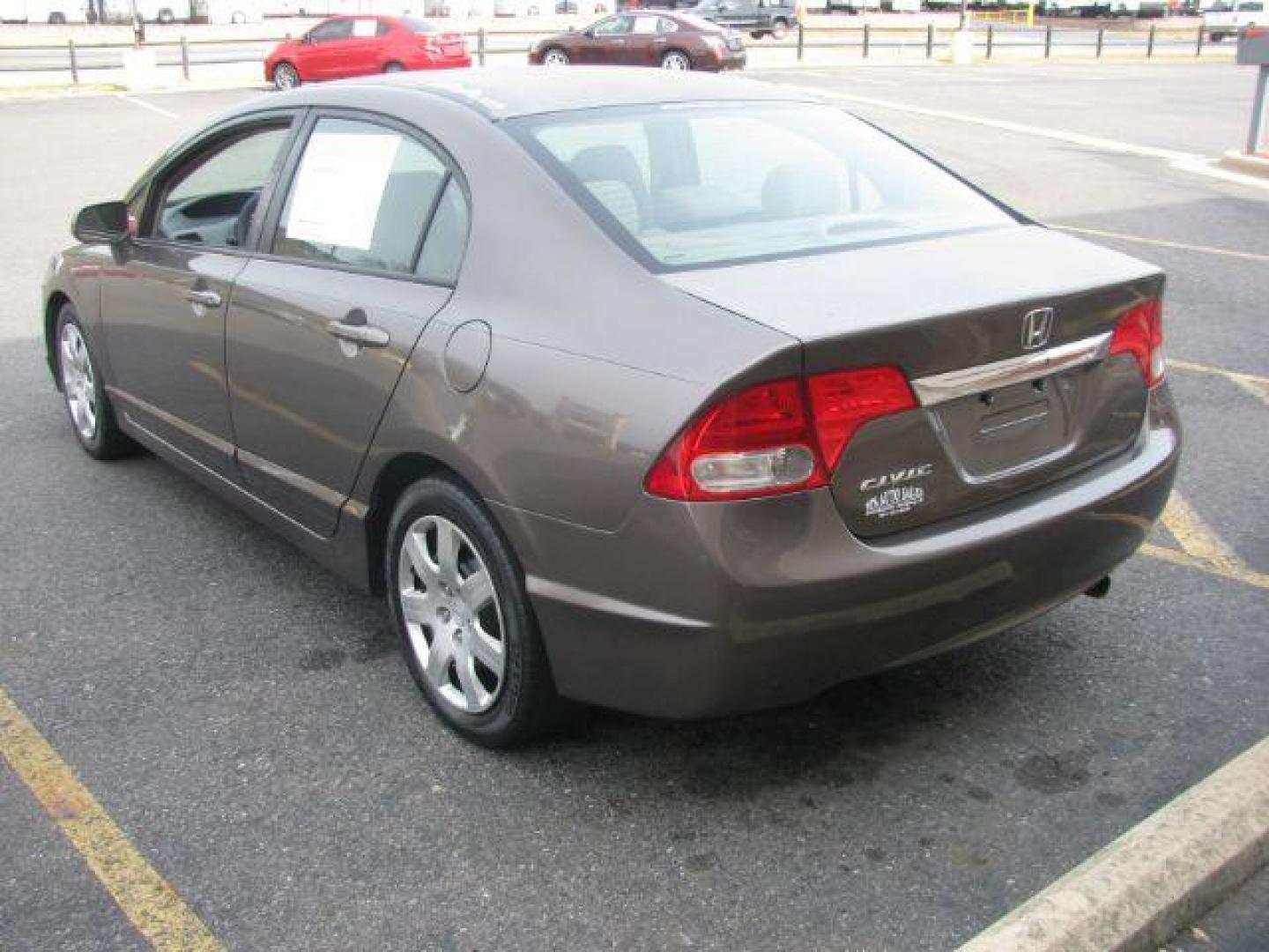 2010 Gray Honda Civic LX Sedan 5-Speed AT (2HGFA1F53AH) with an 1.8L L4 SOHC 16V engine, 5-Speed Automatic transmission, located at 2443 Albert Pike, Hot Springs, AR, 71913, (501) 623-6255, 34.492222, -93.109993 - Photo#2