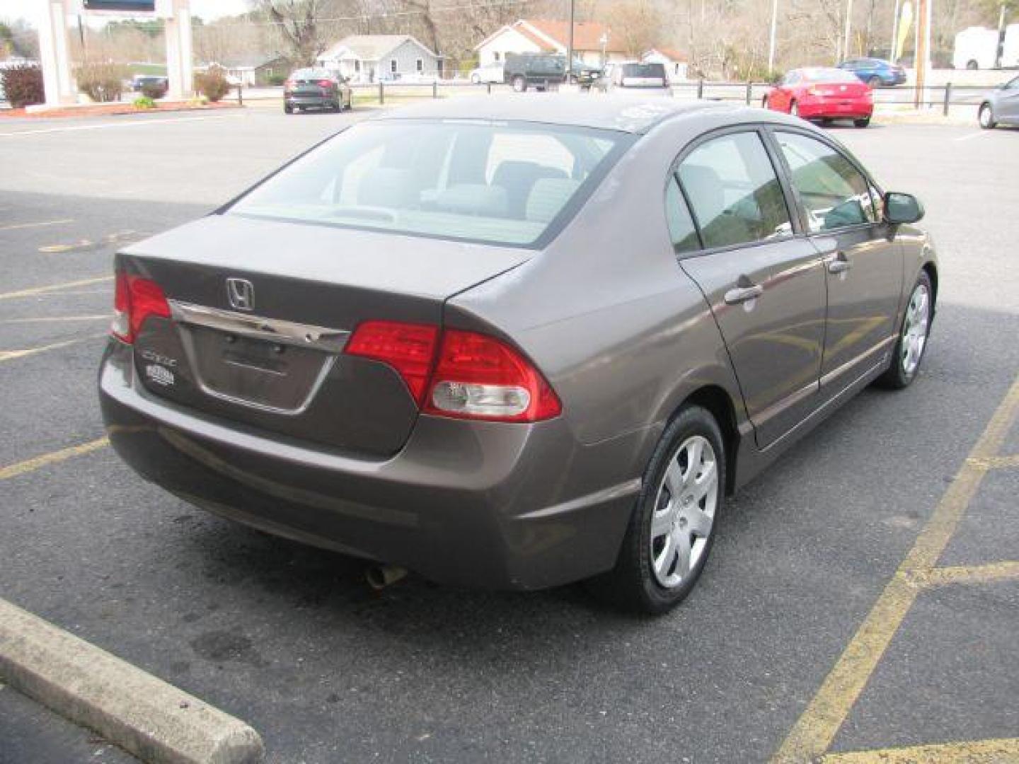 2010 Gray Honda Civic LX Sedan 5-Speed AT (2HGFA1F53AH) with an 1.8L L4 SOHC 16V engine, 5-Speed Automatic transmission, located at 2443 Albert Pike, Hot Springs, AR, 71913, (501) 623-6255, 34.492222, -93.109993 - Photo#3