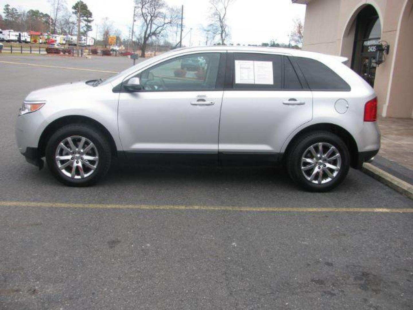 2012 Silver Ford Edge SEL FWD (2FMDK3JC7CB) with an 3.5L V6 DOHC 24V engine, 6-Speed Automatic transmission, located at 2443 Albert Pike, Hot Springs, AR, 71913, (501) 623-6255, 34.492222, -93.109993 - LISTED FEATURES MAY BE OPTIONAL AND NOT INCLUDED ON THIS VEHICLE!!! - Photo#1