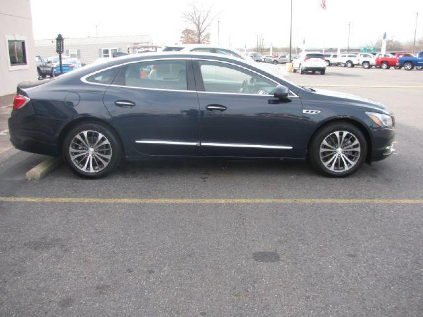 2017 Gray Buick LaCrosse Essence (1G4ZP5SS1HU) with an 3.6L V6 DOHC 24V engine, 8-Speed Automatic transmission, located at 2443 Albert Pike, Hot Springs, AR, 71913, (501) 623-6255, 34.492222, -93.109993 - Photo#4