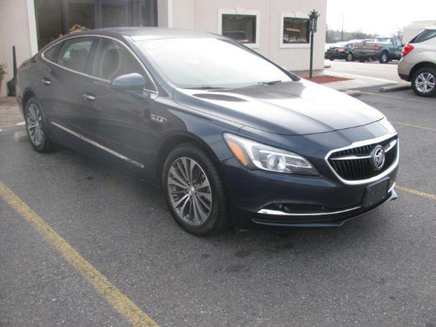 2017 Gray Buick LaCrosse Essence (1G4ZP5SS1HU) with an 3.6L V6 DOHC 24V engine, 8-Speed Automatic transmission, located at 2443 Albert Pike, Hot Springs, AR, 71913, (501) 623-6255, 34.492222, -93.109993 - Photo#5