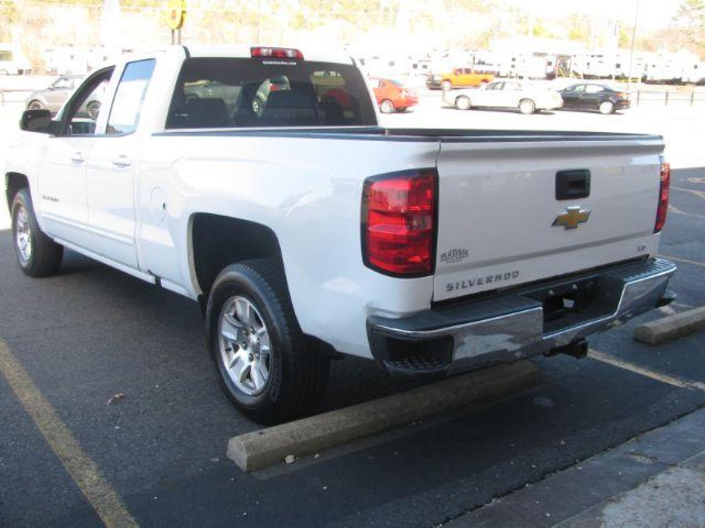 2019 White Chevrolet Silverado 1500 Work Truck Double Cab 2WD (2GCRCPEC3K1) with an 5.3L V8 OHV 16V engine, 6-Speed Automatic transmission, located at 2443 Albert Pike, Hot Springs, AR, 71913, (501) 623-6255, 34.492222, -93.109993 - Photo#2