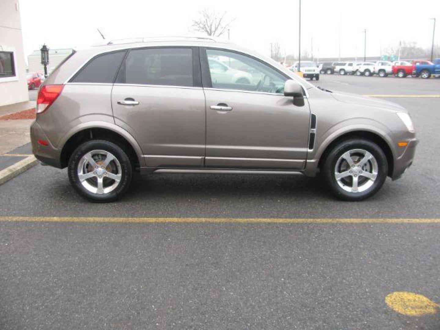 2012 Brown Chevrolet Captiva Sport 1LT FWD (3GNAL3E56CS) with an 3.0L V6 DOHC 24V engine, 6-Speed Automatic transmission, located at 2443 Albert Pike, Hot Springs, AR, 71913, (501) 623-6255, 34.492222, -93.109993 - LISTED FEATURES MAY BE OPTIONAL AND NOT INCLUDED ON THIS VEHICLE!!! - Photo#4