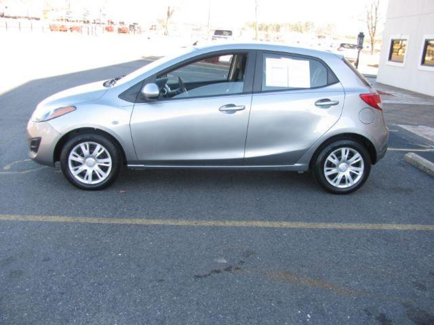 2014 Gray Mazda MAZDA2 Sport AT (JM1DE1KY8E0) with an 1.5L L4 DOHC 16V engine, 4-Speed Automatic transmission, located at 2443 Albert Pike, Hot Springs, AR, 71913, (501) 623-6255, 34.492222, -93.109993 - LISTED FEATURES MAY BE OPTIONAL AND NOT INCLUDED ON THIS VEHICLE!!! - Photo#1