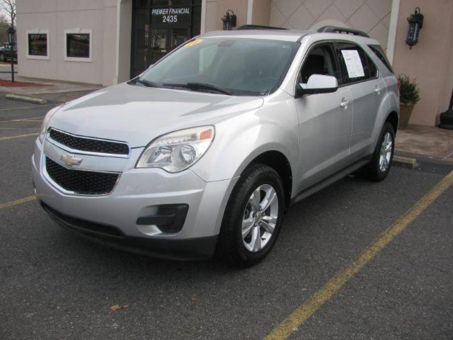 2011 Silver Chevrolet Equinox 1LT 2WD (2GNALDEC6B1) with an 2.4L L4 DOHC 16V engine, 6-Speed Automatic transmission, located at 2443 Albert Pike, Hot Springs, AR, 71913, (501) 623-6255, 34.492222, -93.109993 - LISTED FEATURES MAY BE OPTIONAL AND NOT INCLUDED ON THIS VEHICLE!!! - Photo#0