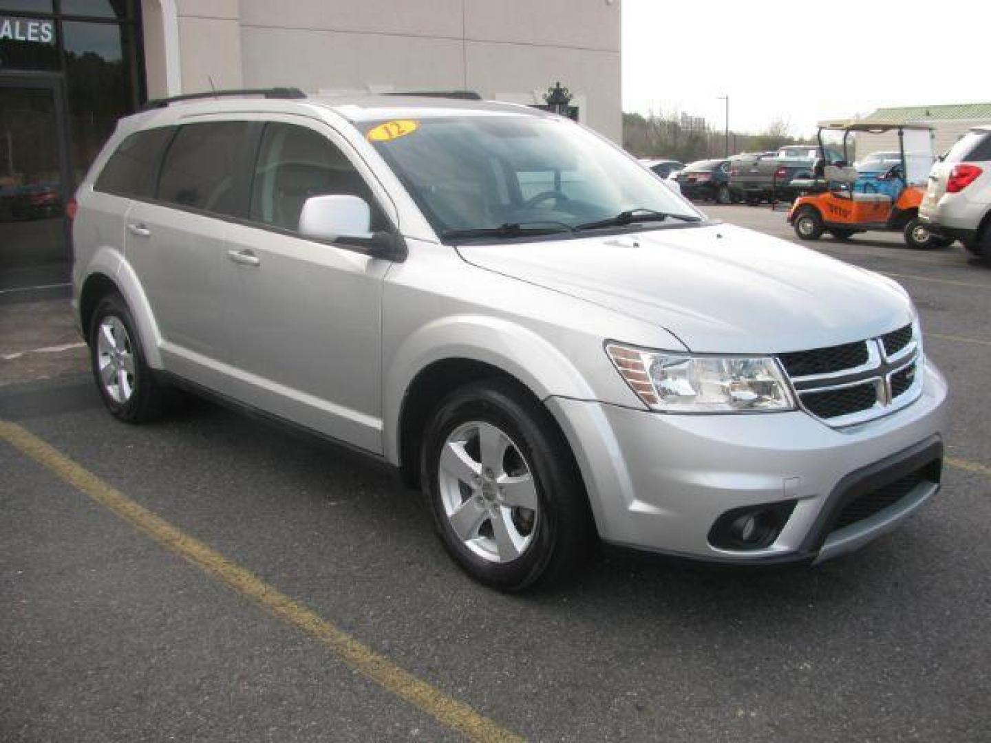 2012 Silver Dodge Journey SXT (3C4PDCBG7CT) with an 3.6L V6 DOHC 24V engine, 6-Speed Automatic transmission, located at 2443 Albert Pike, Hot Springs, AR, 71913, (501) 623-6255, 34.492222, -93.109993 - Photo#5