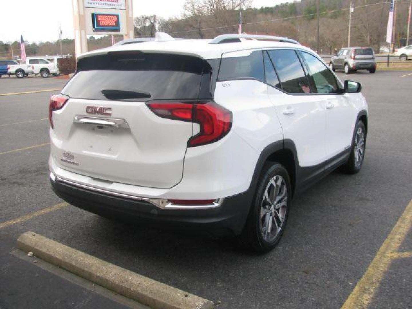 2019 White GMC Terrain SLT (3GKALPEV2KL) with an 1.4L L4 DOHC 16V TURBO engine, 6-Speed Automatic transmission, located at 2443 Albert Pike, Hot Springs, AR, 71913, (501) 623-6255, 34.492222, -93.109993 - LISTED FEATURES MAY BE OPTIONAL AND NOT INCLUDED ON THIS VEHICLE!!! - Photo#3