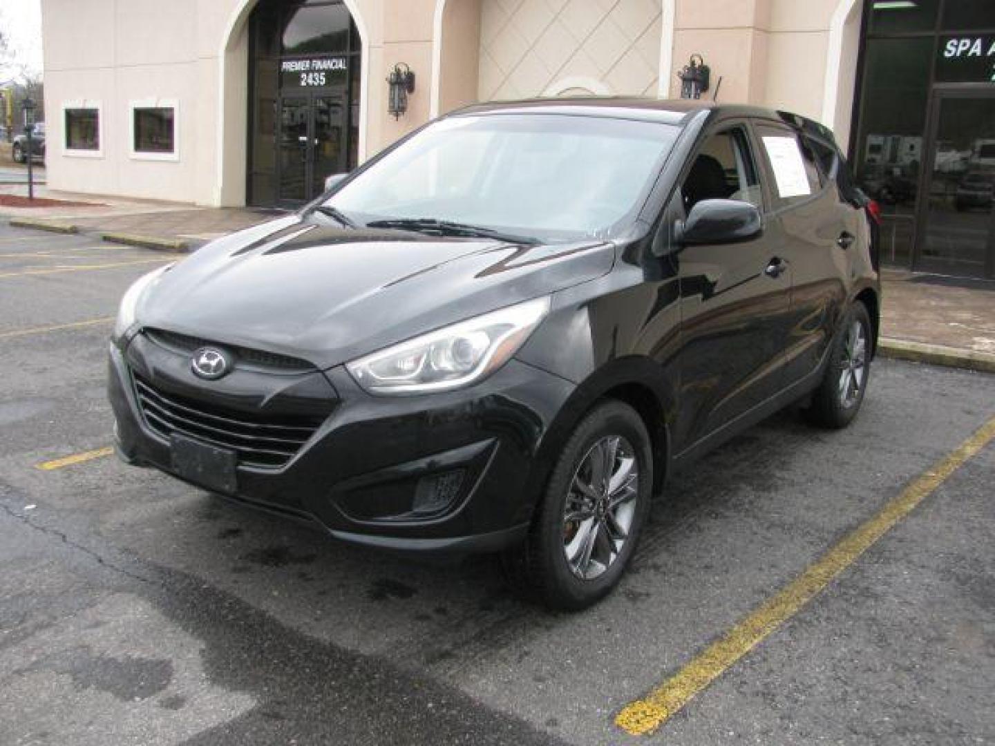 2015 Black Hyundai Tucson GLS FWD (KM8JT3AF3FU) with an 2.0L L4 DOHC 16V engine, 6-Speed Automatic transmission, located at 2443 Albert Pike, Hot Springs, AR, 71913, (501) 623-6255, 34.492222, -93.109993 - Photo#0