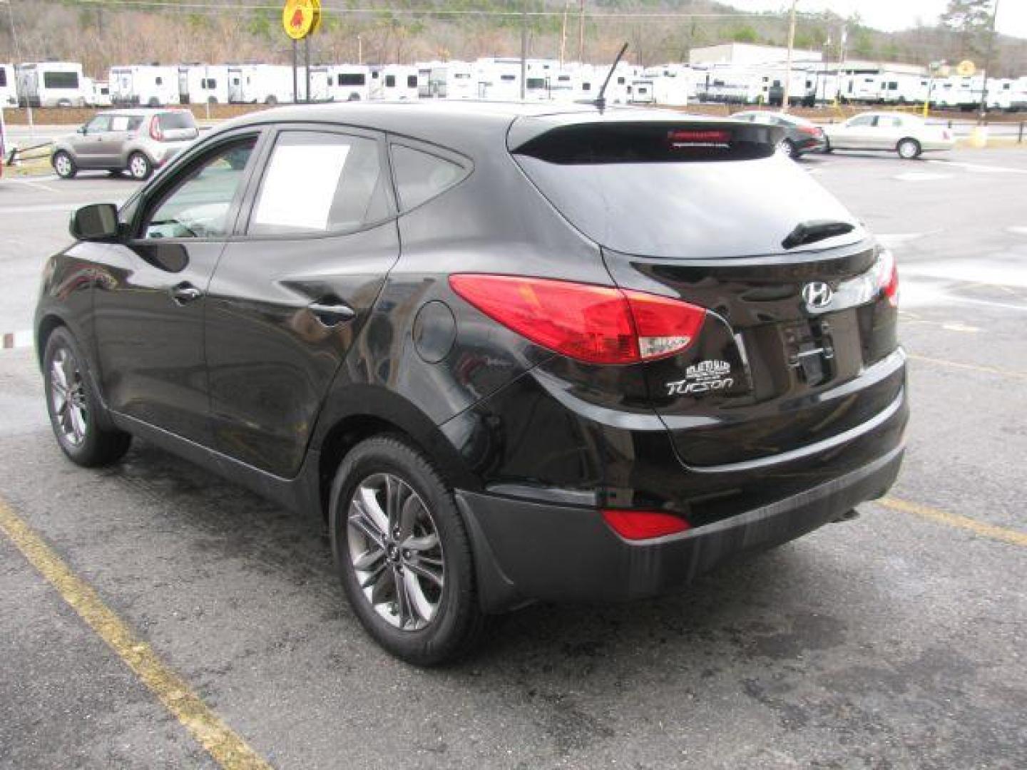 2015 Black Hyundai Tucson GLS FWD (KM8JT3AF3FU) with an 2.0L L4 DOHC 16V engine, 6-Speed Automatic transmission, located at 2443 Albert Pike, Hot Springs, AR, 71913, (501) 623-6255, 34.492222, -93.109993 - Photo#2