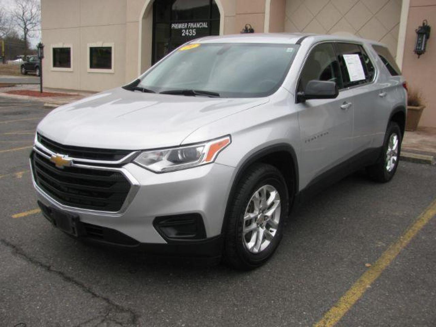 2019 Gray Chevrolet Traverse LS FWD (1GNERFKW3KJ) with an 3.6L V6 DOHC 24V engine, 9-Speed Automatic transmission, located at 2443 Albert Pike, Hot Springs, AR, 71913, (501) 623-6255, 34.492222, -93.109993 - Photo#0