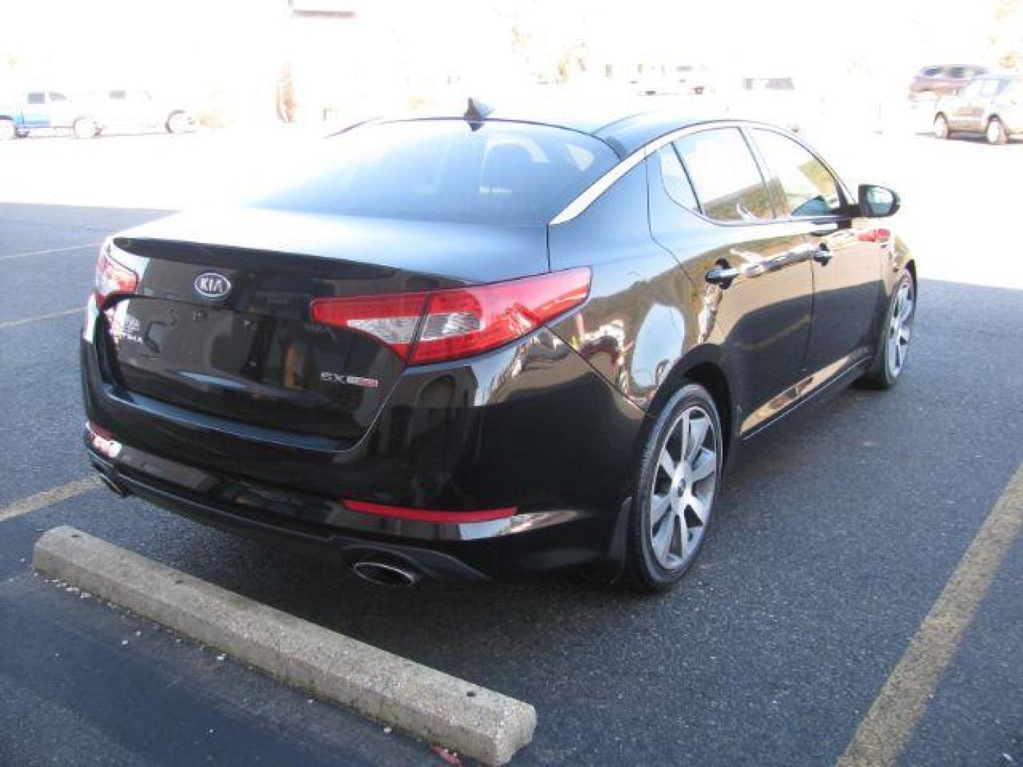 2011 Black Kia Optima SX (KNAGR4A63B5) with an 2.0L L4 DOHC 16V TURBO engine, 6-Speed Automatic transmission, located at 2443 Albert Pike, Hot Springs, AR, 71913, (501) 623-6255, 34.492222, -93.109993 - LISTED FEATURES MAY BE OPTIONAL AND NOT INCLUDED ON THIS VEHICLE!!! - Photo#2