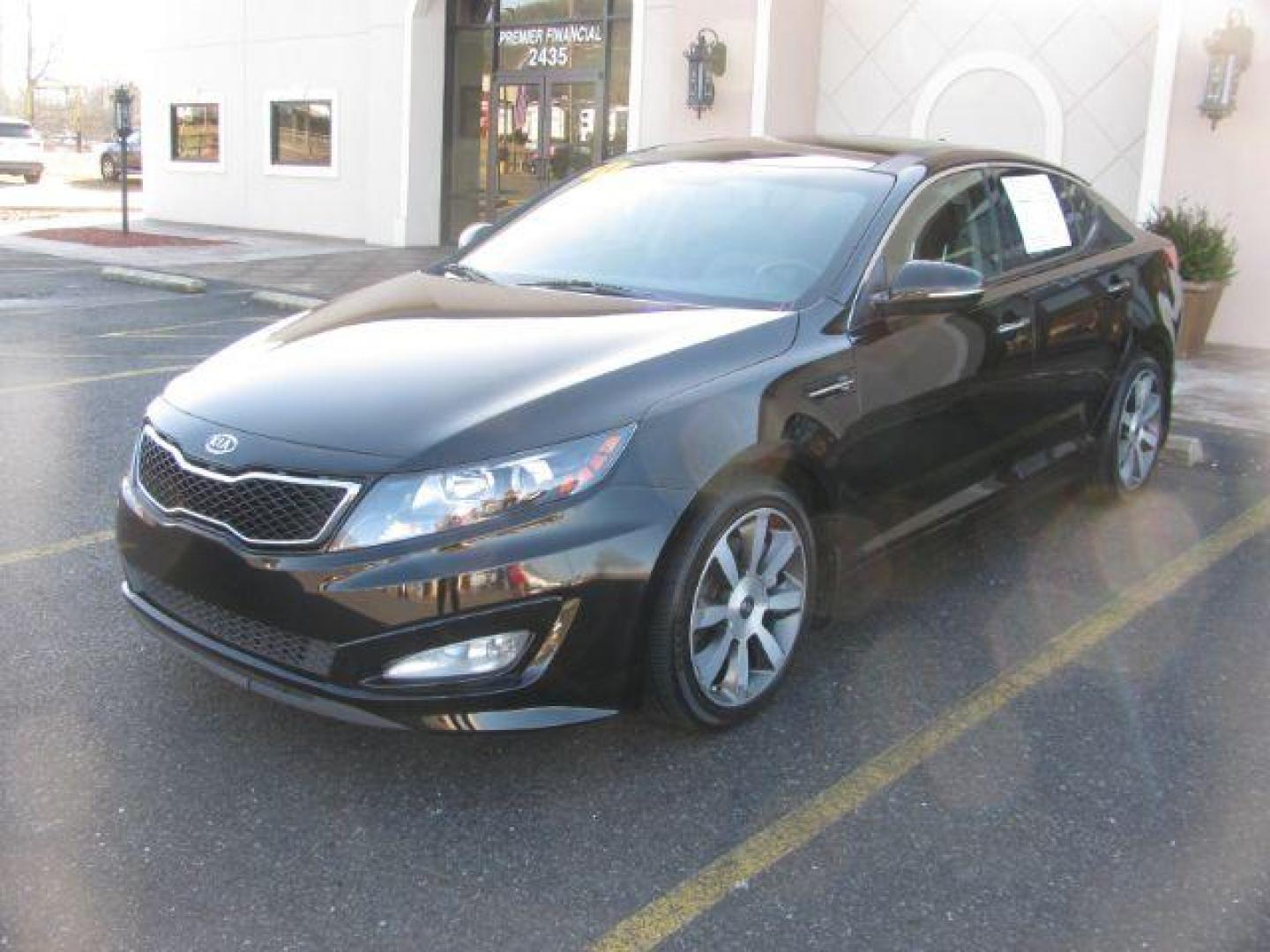 2011 Black Kia Optima SX (KNAGR4A63B5) with an 2.0L L4 DOHC 16V TURBO engine, 6-Speed Automatic transmission, located at 2443 Albert Pike, Hot Springs, AR, 71913, (501) 623-6255, 34.492222, -93.109993 - LISTED FEATURES MAY BE OPTIONAL AND NOT INCLUDED ON THIS VEHICLE!!! - Photo#5