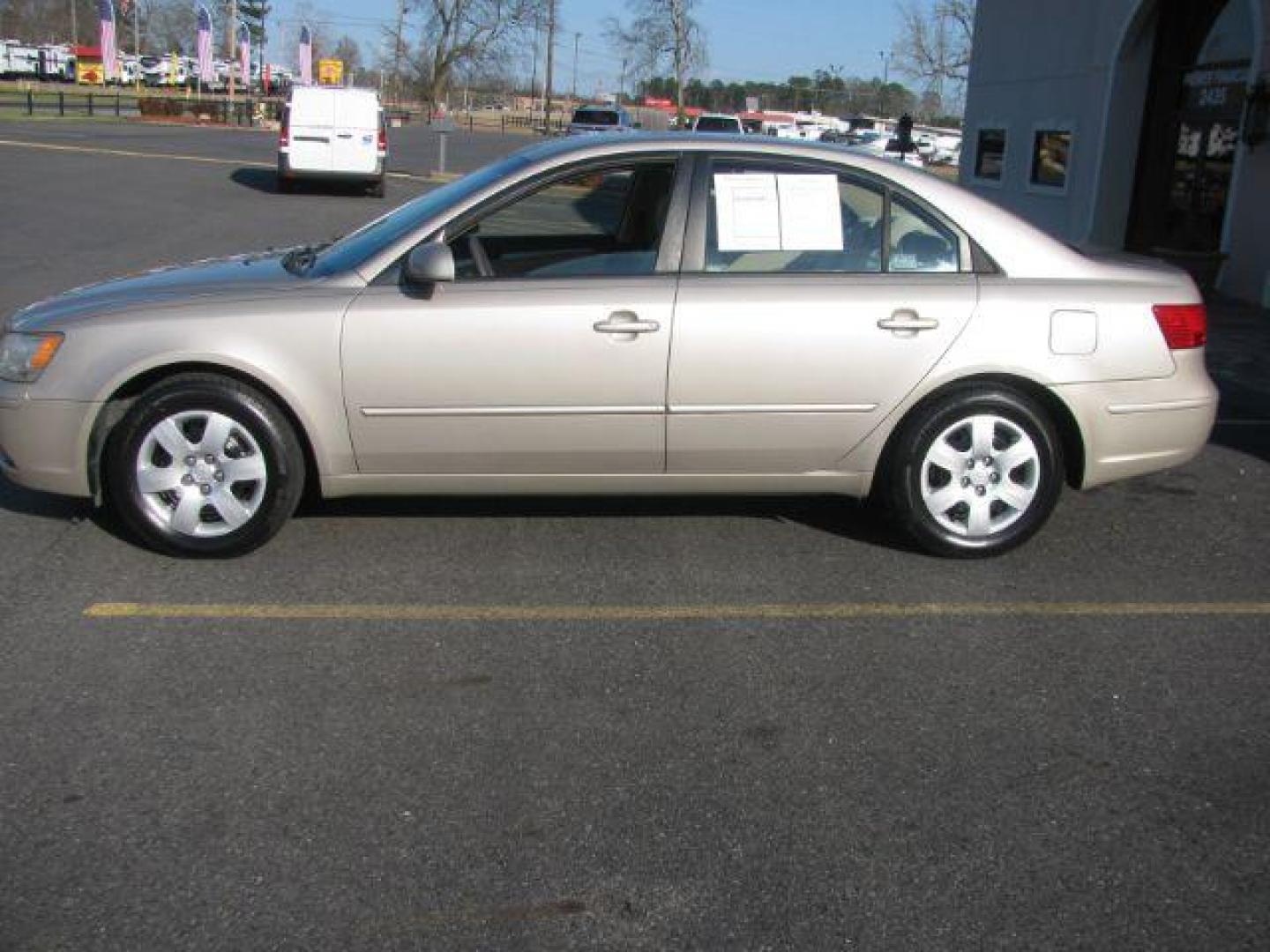 2009 Tan Hyundai Sonata GLS (5NPET46C39H) with an 2.4L L4 DOHC 16V engine, located at 2443 Albert Pike, Hot Springs, AR, 71913, (501) 623-6255, 34.492222, -93.109993 - Photo#1